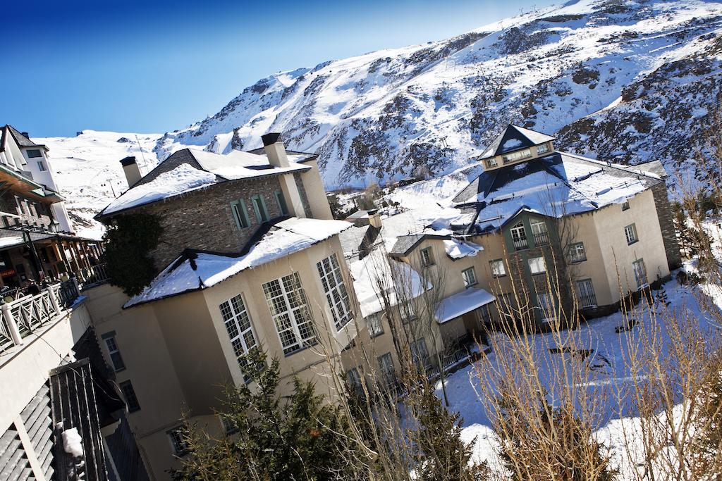 Hotel Apartamentos Trevenque シエラネバダ エクステリア 写真