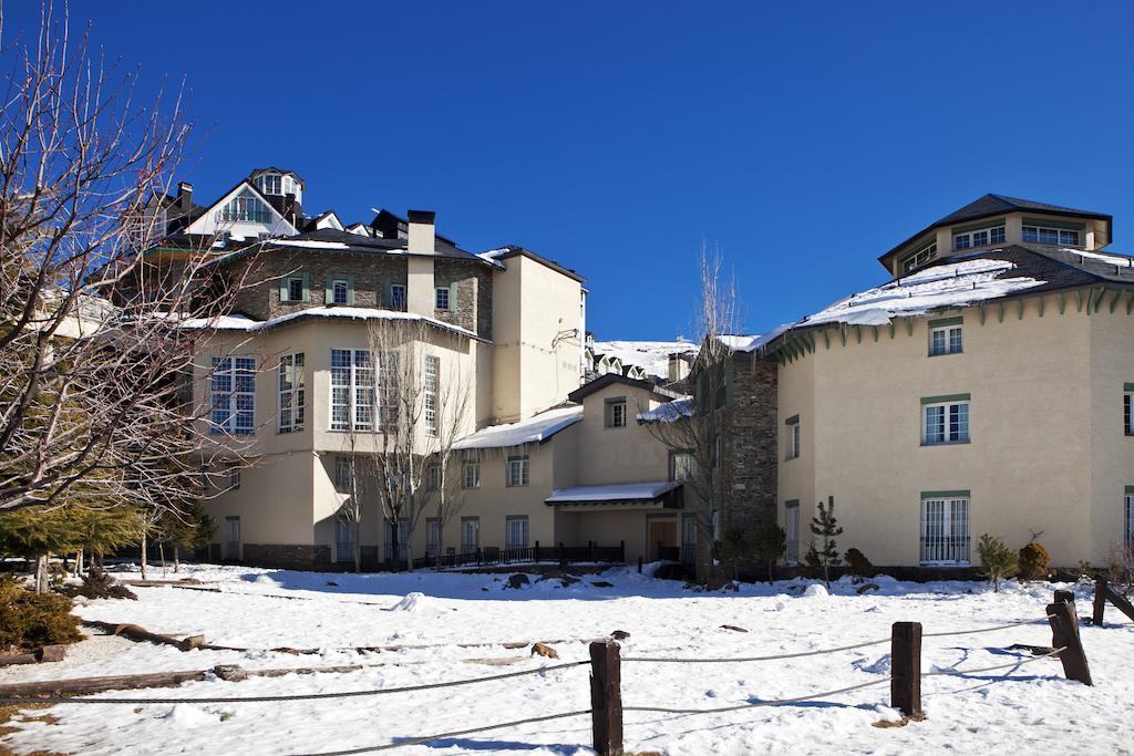 Hotel Apartamentos Trevenque シエラネバダ エクステリア 写真