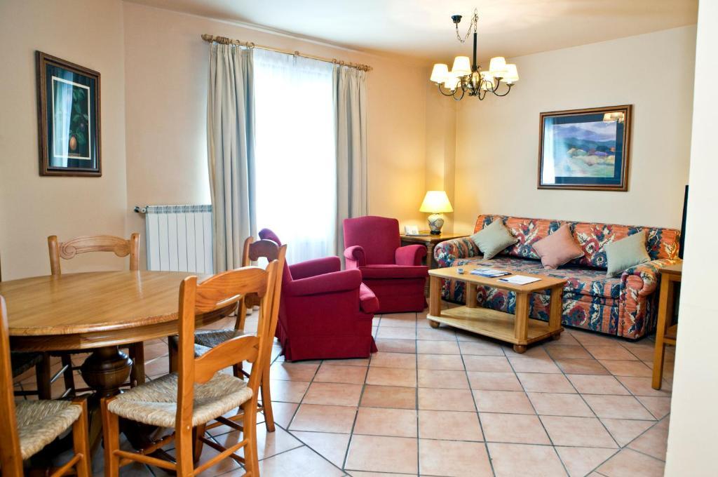 Hotel Apartamentos Trevenque シエラネバダ 部屋 写真