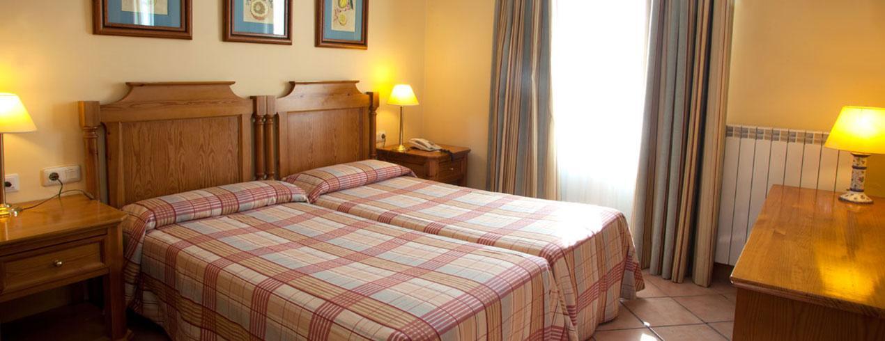 Hotel Apartamentos Trevenque シエラネバダ エクステリア 写真
